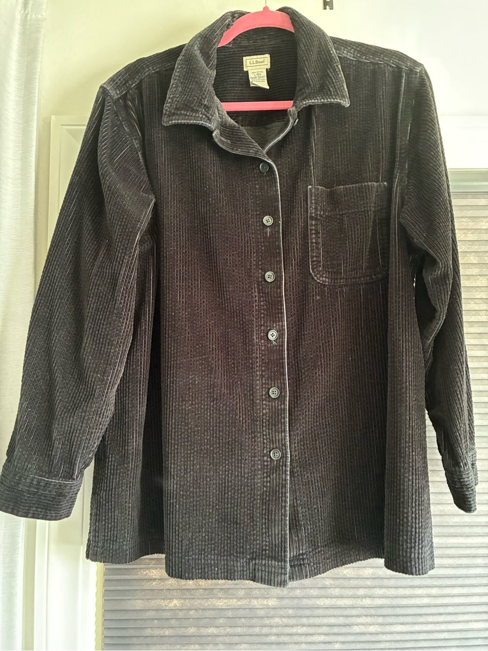 100% Cotton L.L. Bean Women's Black Corduroy Button-Up Jacket
